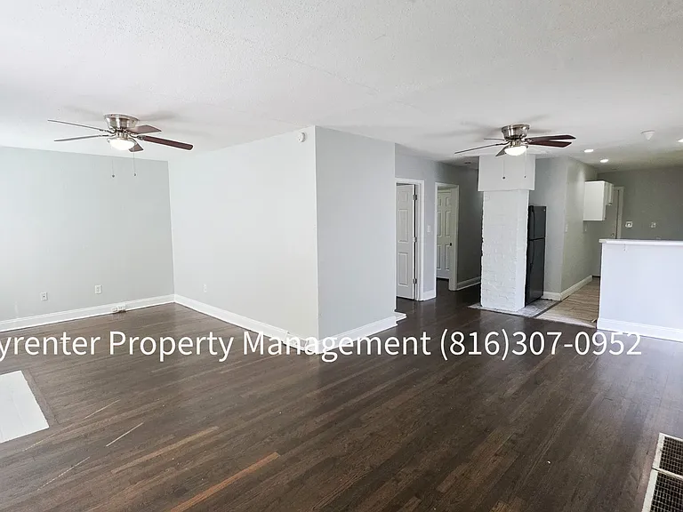 3921 Myrtle Ave — Photo 7