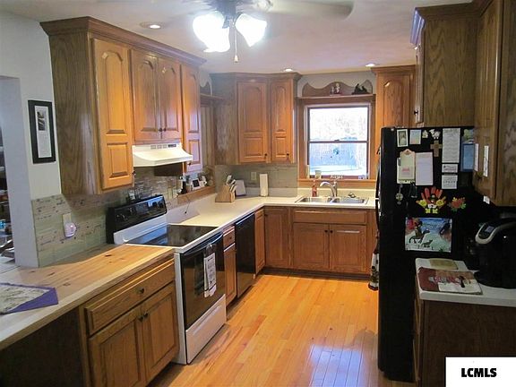 3rd image of 7997 N County Road 2650 E