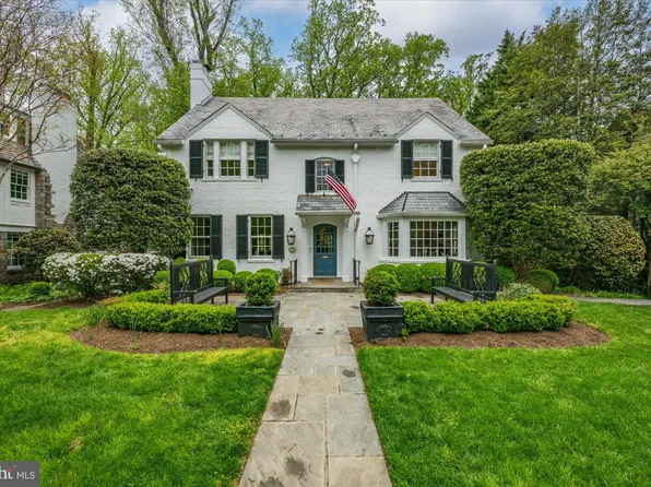 4923 Hillbrook Ln NW, Washington, DC 20016