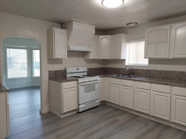 411 Alturas Avenue, Modesto, CA 95351