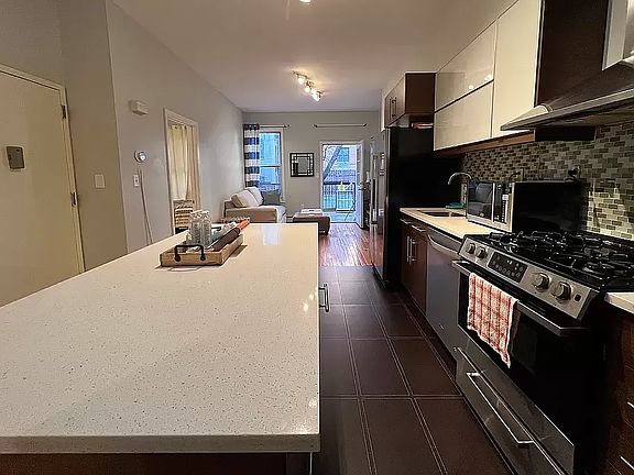 3rd image of 519 W 158th St #2TA