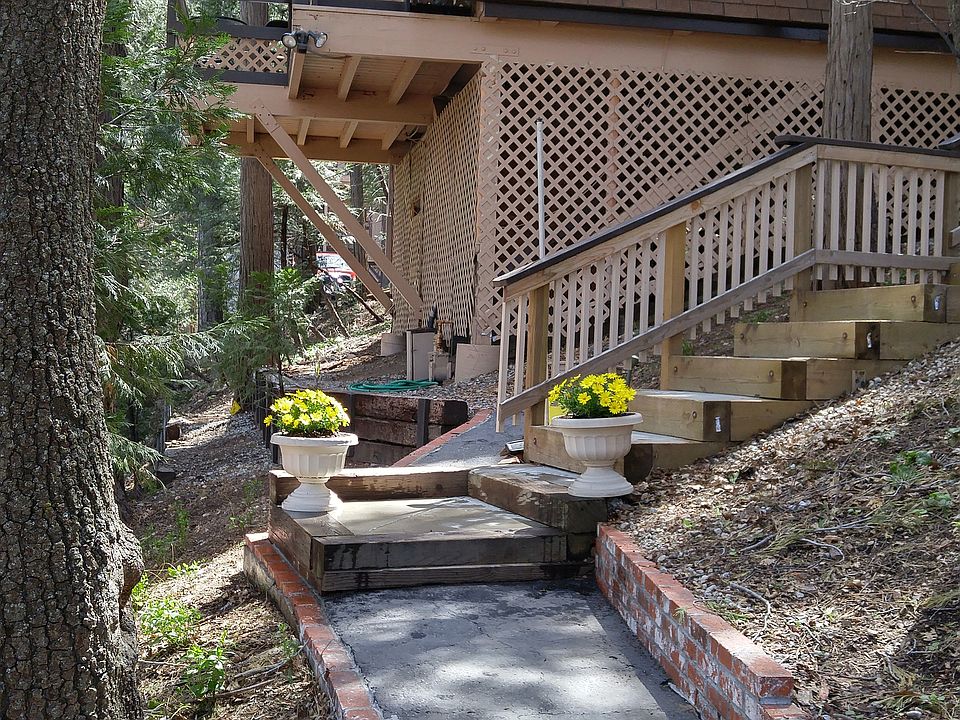 1st image of 23705 Lakeview Dr