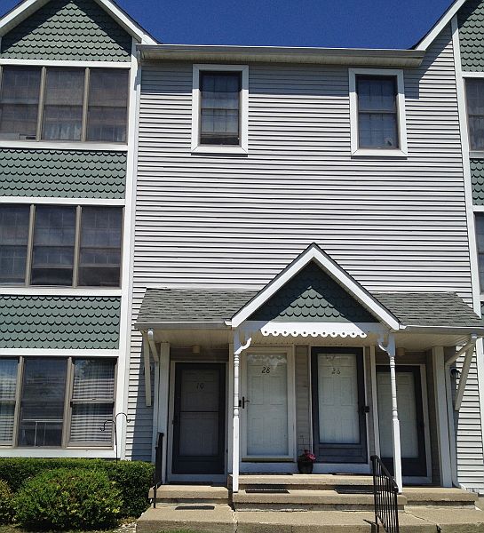 1st image of 28 Burlington Ct