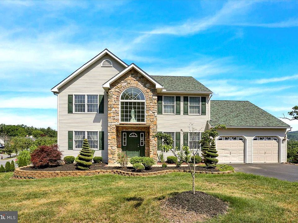 1st image of 72 Sawgrass Dr