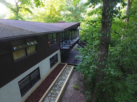 5th image of 10791 Parkwood Dr