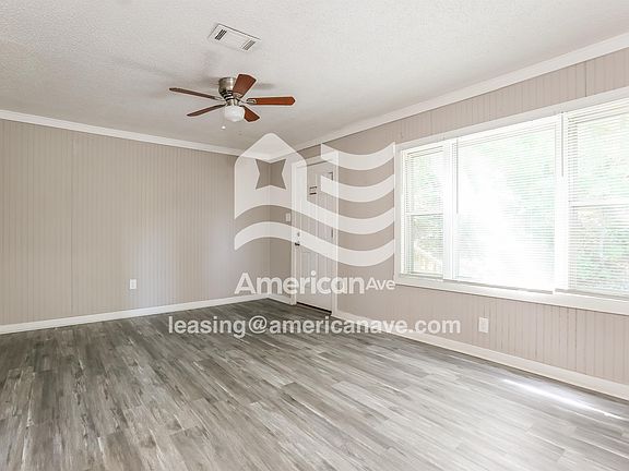2-Living Room