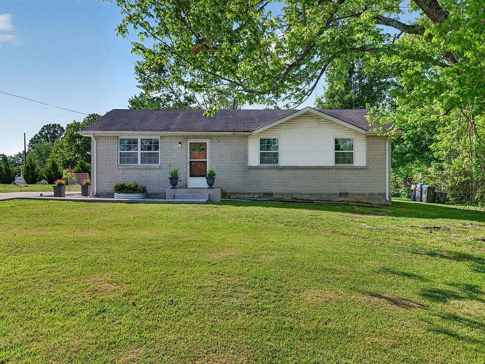 1st image of 7103 Hall Ln
