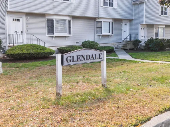 295 Glendale Avenue #C4, Bridgeport, CT 06606