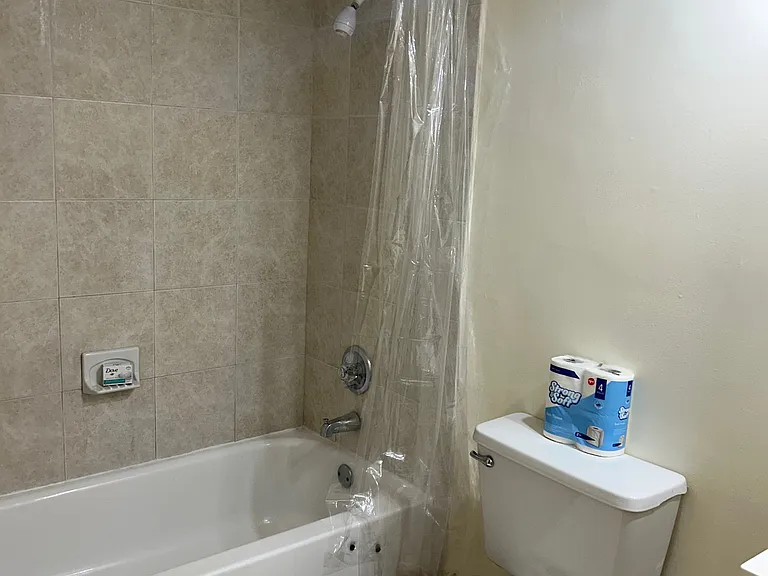 480 NW 20th St #105 — Photo 16