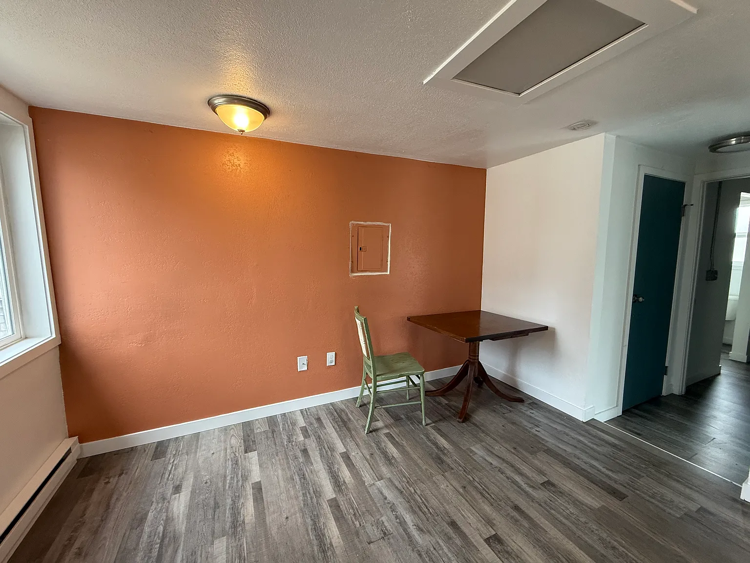 1 bed, 1.5 bath, 477 sqft, $1,200 — Photo 3