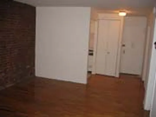 Rented by Eric Goodman Realty Corp | media 10