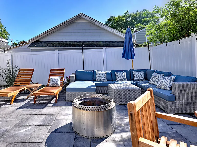 32 Grant St — Photo 12