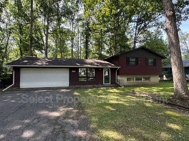 7001 Blake Dr — Photo 1