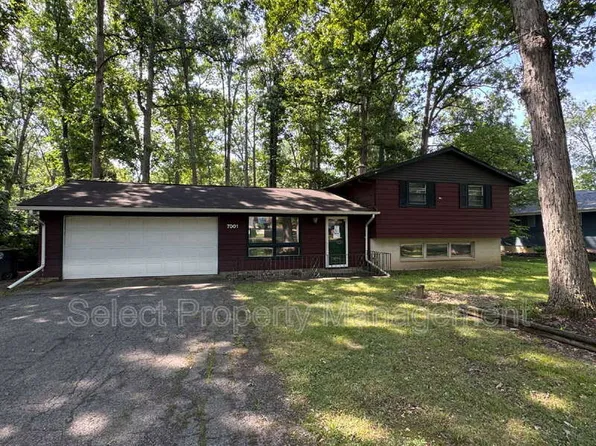 7001 Blake Dr, Fort Wayne, IN 46804