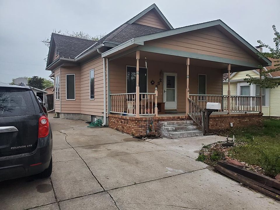 1st image of 232 S 11th St