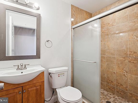 3rd image of 1417 N 17th St Unit 3R