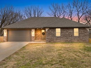5828 S Kimbrough Avenue, Springfield, MO 65810