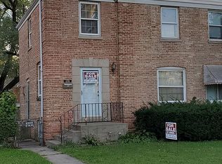1755 White St, Des Plaines, IL 60018