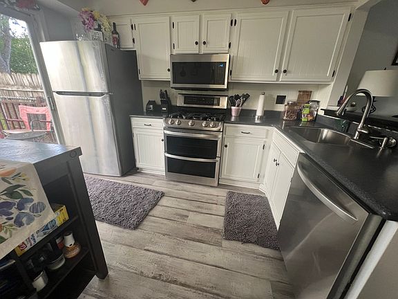 2nd image of 1804 De Forest Ln