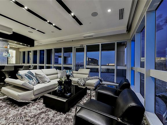 5th image of 4471 Dean Martin Dr #4407