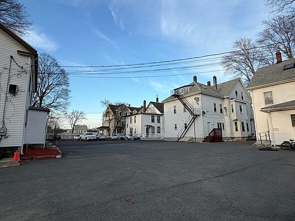 4th image of 90-96 Bacon St