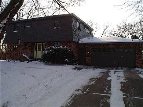 2nd image of 3360 Cedar Creek Dr NW