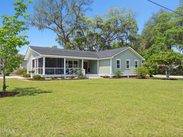1613 Madrid Ave, Pt Royal, SC 29935