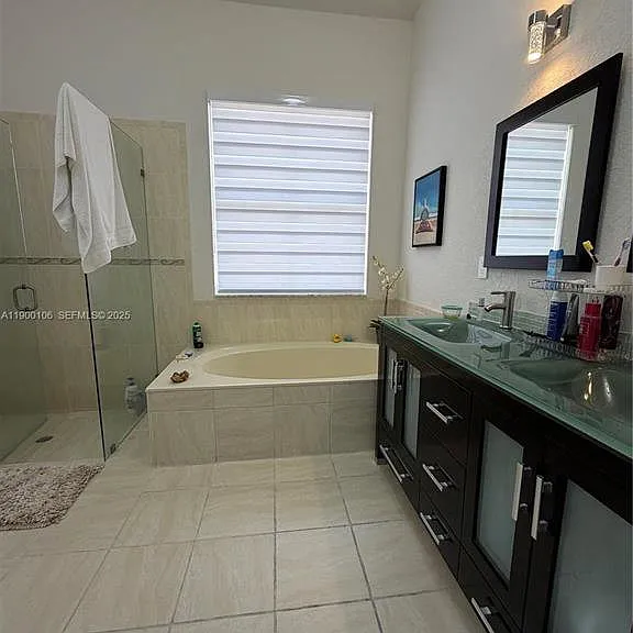 2330 SW 132nd Way — Photo 13