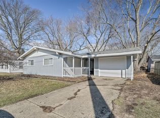 2402 W Kirby Ave, Champaign, IL 61821