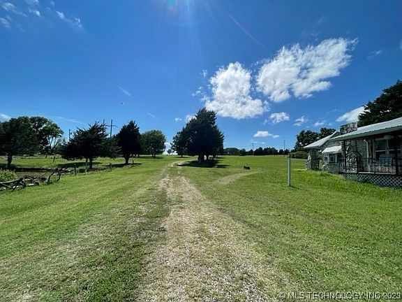 3rd image of 12070 N Highway 99
