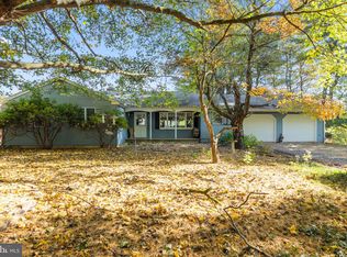 3 Meadow Way, Kintnersville, PA 18930