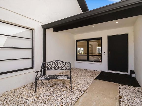 3rd image of 4134 EASTWOOD DRIVE