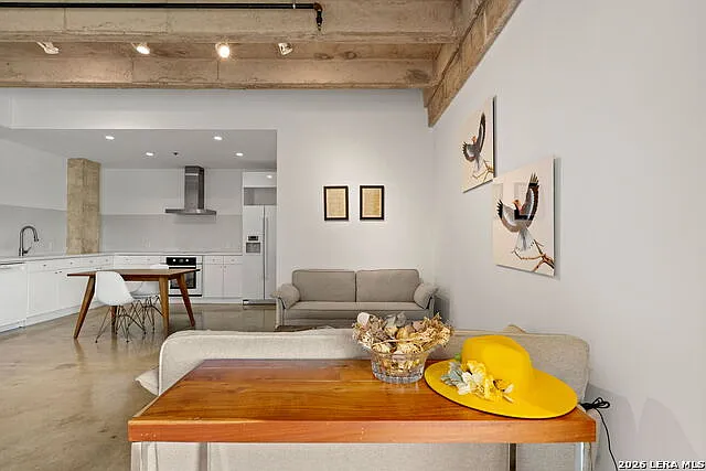 1115 S Alamo St #2405 — Photo 8