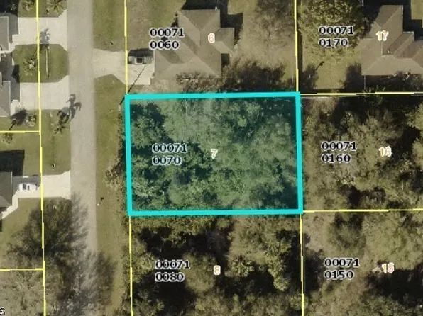 6020 Latimer Ave, Fort Myers, FL 33905