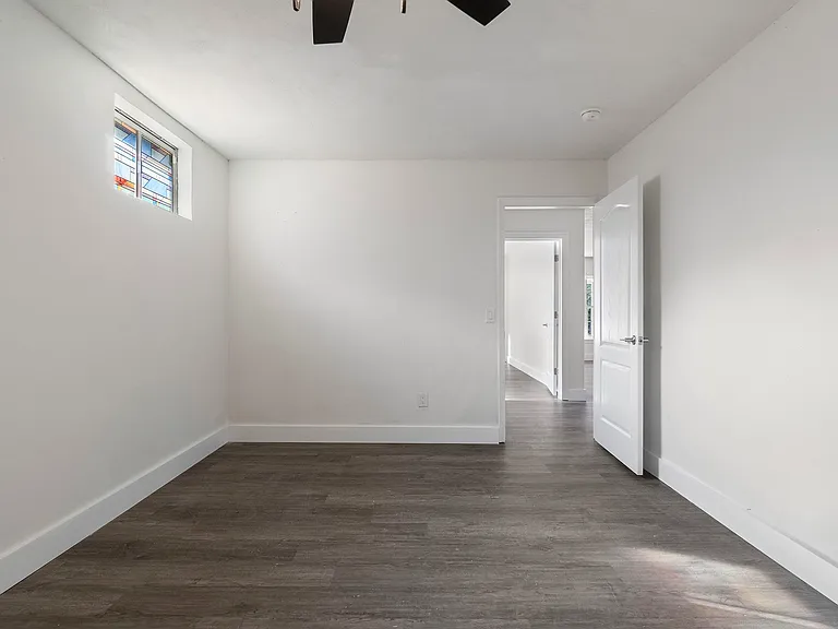 800 Shadow Ridge Dr — Photo 4