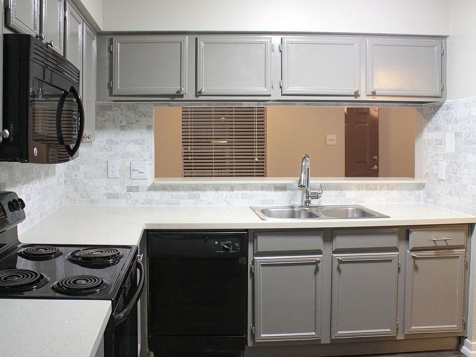 1st image of 2501 Wickersham Ln #123