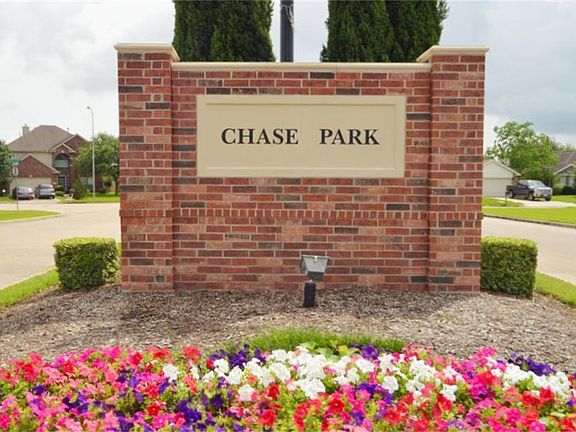 2nd image of 5026 Chase Court Dr