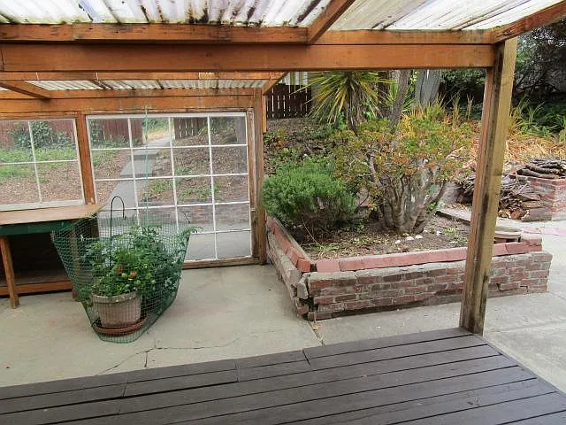 715 Corcoran Ave #A — Photo 7