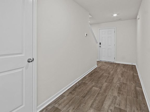 3rd image of 2117 Montalvan Drive