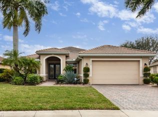 1408 Birdie Dr, Naples, FL 34120