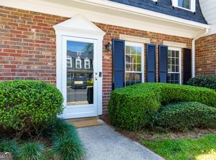 10 Spring Green Pl NW, Atlanta, GA 30318