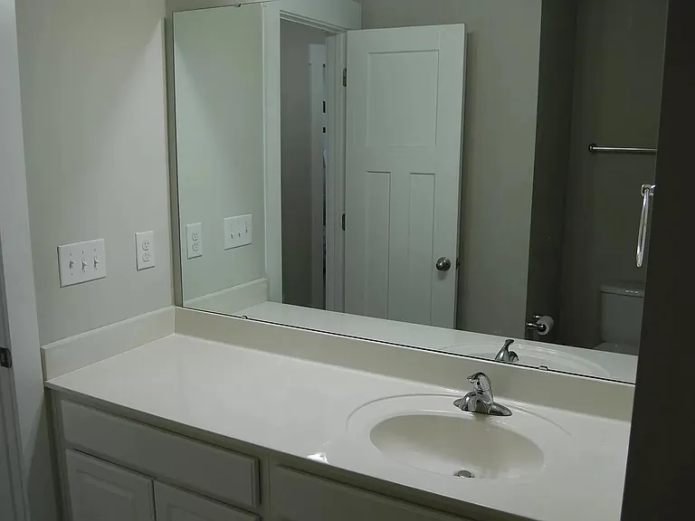 415 Hague Dr — Photo 20