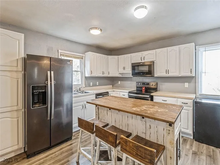 1206 W Euclid Ave — Photo 22