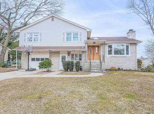 301 Buffalo Ave, Somers Point, NJ 08244