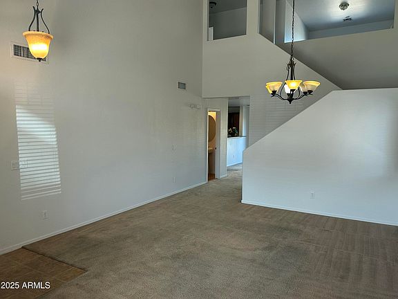 4th image of 10756 W TAFT Street