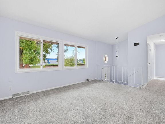 4th image of 2112 69th Ave N