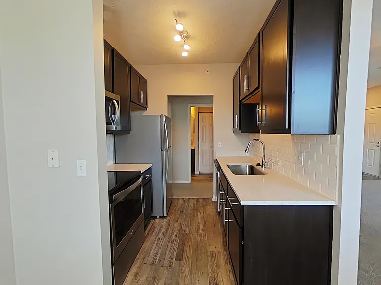 Landings At Beckett Ridge — Photo 38