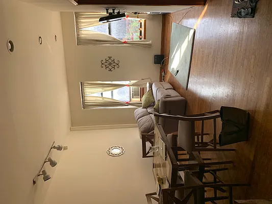 Rented by Chartwell Manhattan Realty | media 1