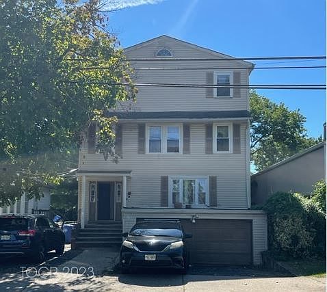 1st image of 181 William St