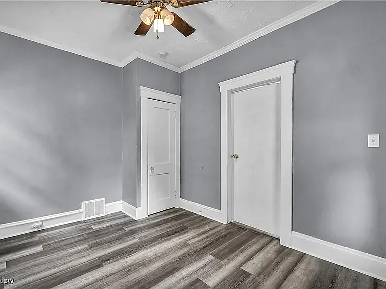 1617 Winchester Ave — Photo 12